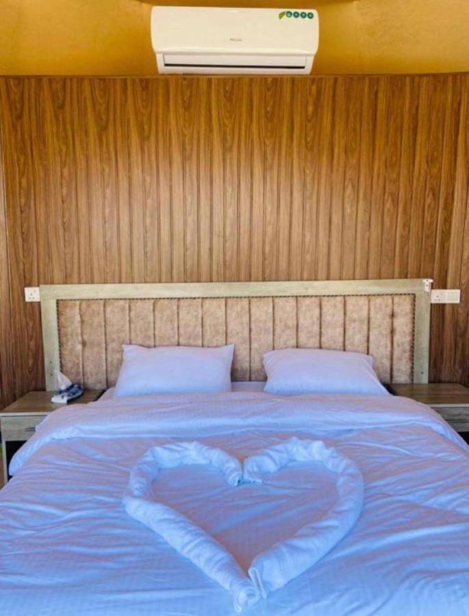 Apartament Abdullah Luxury Camp Wadi Rum Zewnętrze zdjęcie