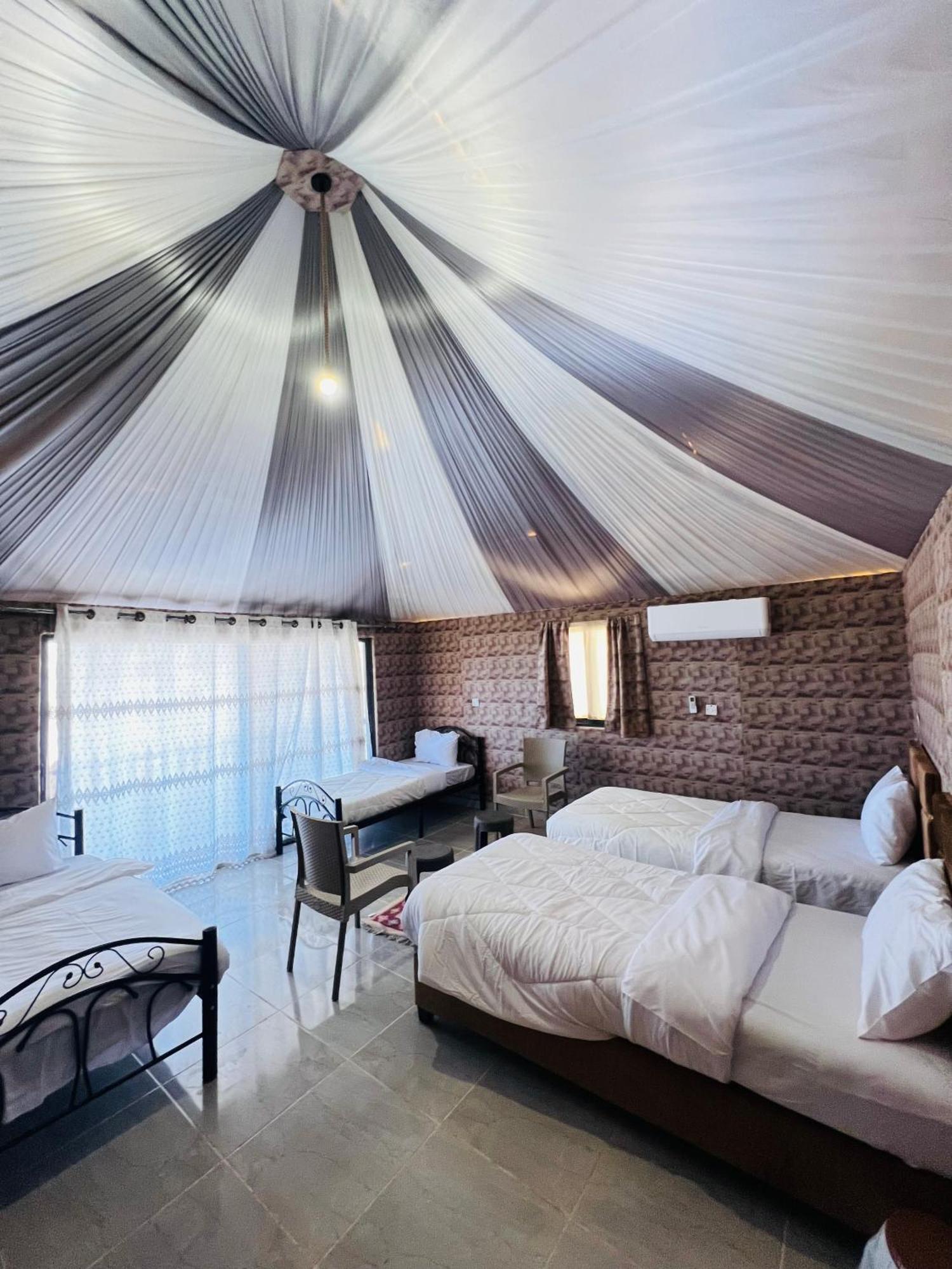Apartament Abdullah Luxury Camp Wadi Rum Zewnętrze zdjęcie