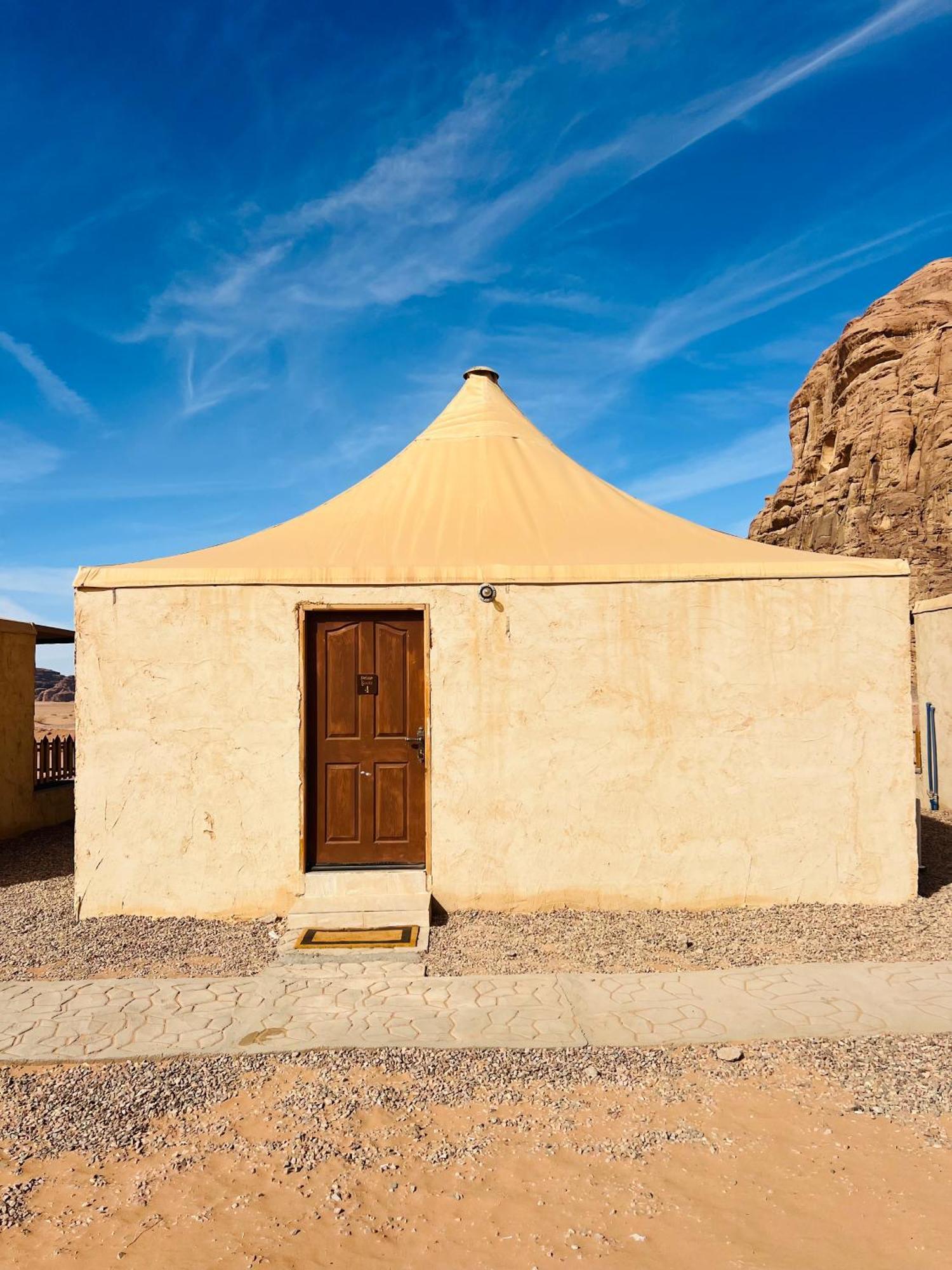 Apartament Abdullah Luxury Camp Wadi Rum Zewnętrze zdjęcie