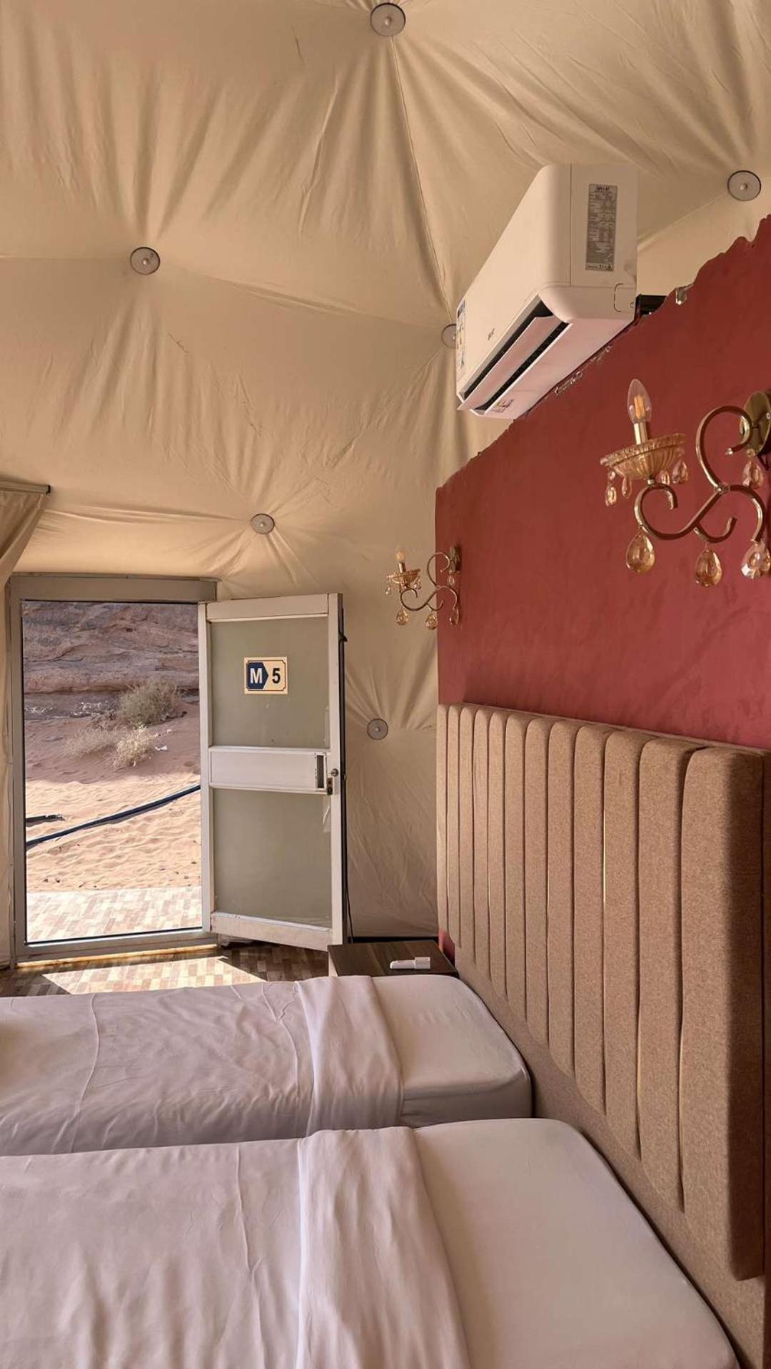 Apartament Abdullah Luxury Camp Wadi Rum Zewnętrze zdjęcie